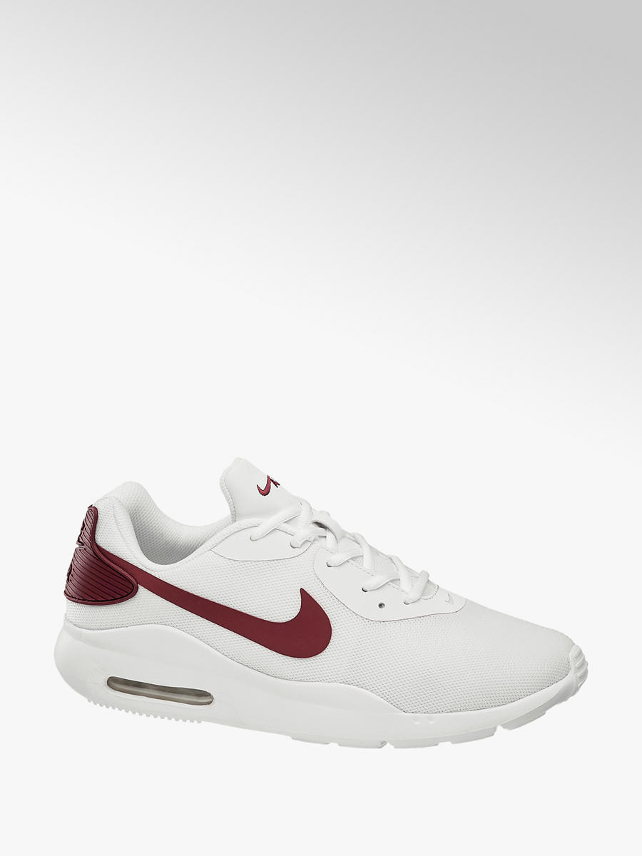 Férfi AIR MAX OKETO sportcipő fehér színben | Nike | DEICHMANN Férfi NIKE ARROWZ futócipő fehér színben | Nike | DEICHMANN